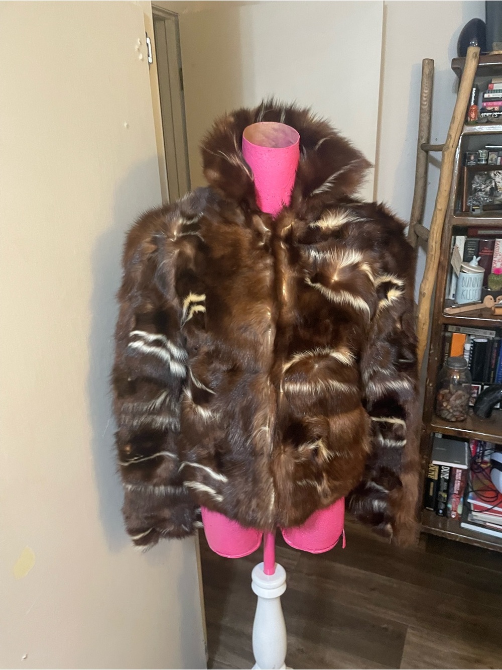 Vintage Gen Fur 40s-50s Possibly Skunk – Old Hollywood Glam